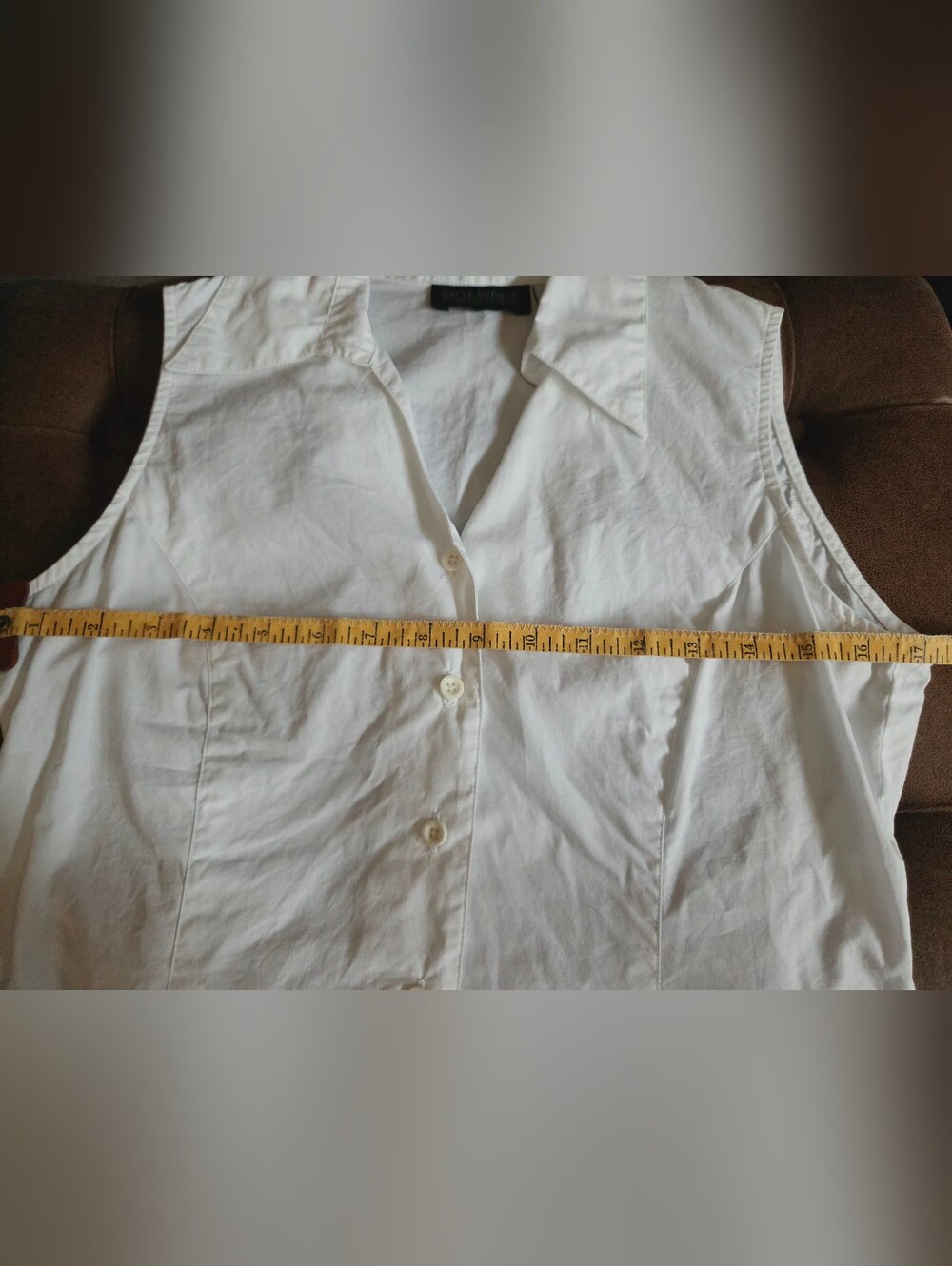 Women's Harvé Benard White Sleeveless Collared Button-Front Blouse ~ Size Small - Picture 11 of 12
